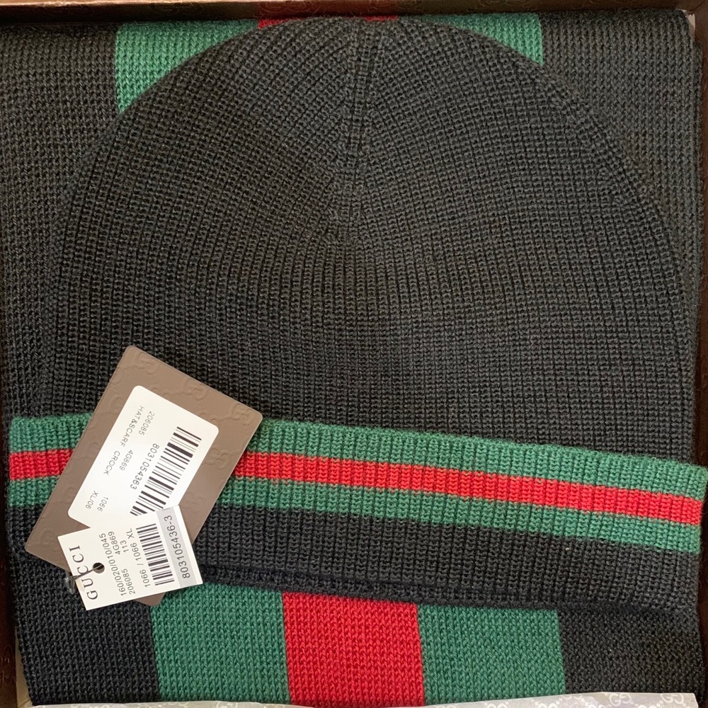 Gucci Hat and Scarf for Men. XL Black